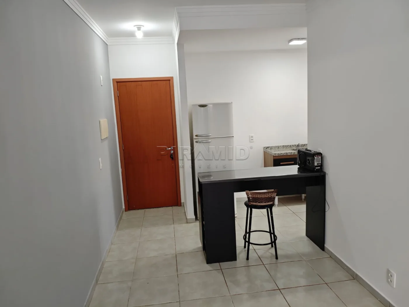 Comprar Apartamento / Padr&atilde;o em Ribeir&atilde;o Preto R$ 235.000,00 - Foto 3