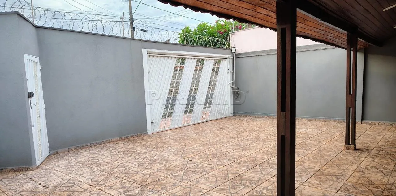 Comprar Casa / Padr&atilde;o em Ribeir&atilde;o Preto R$ 500.000,00 - Foto 2
