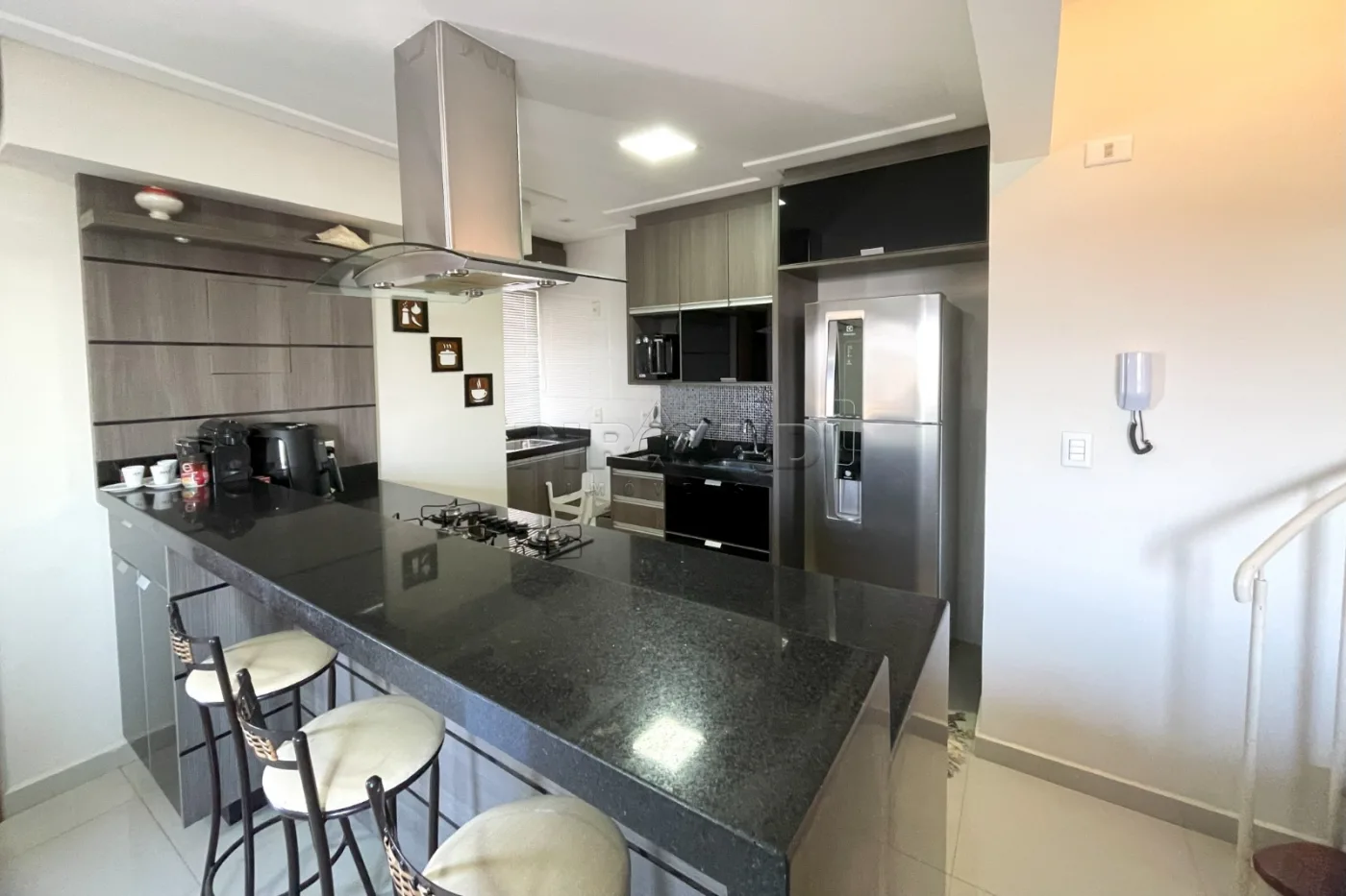 Comprar Apartamento / Cobertura em Ribeir&atilde;o Preto R$ 450.000,00 - Foto 3
