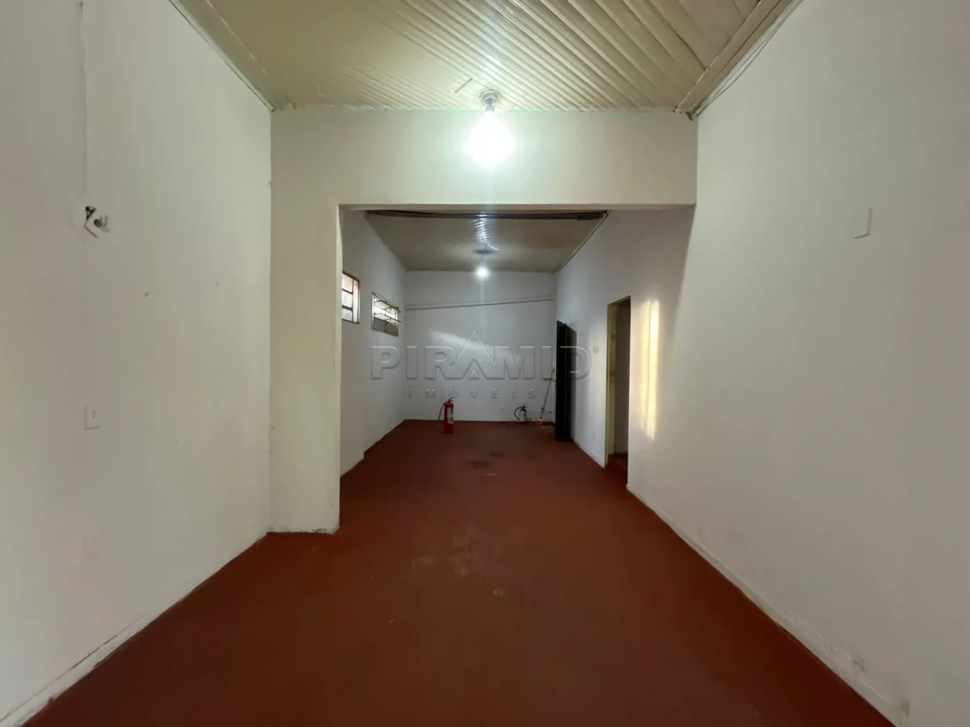Alugar Comercial / Sal&atilde;o em Ribeir&atilde;o Preto R$ 1.600,00 - Foto 2