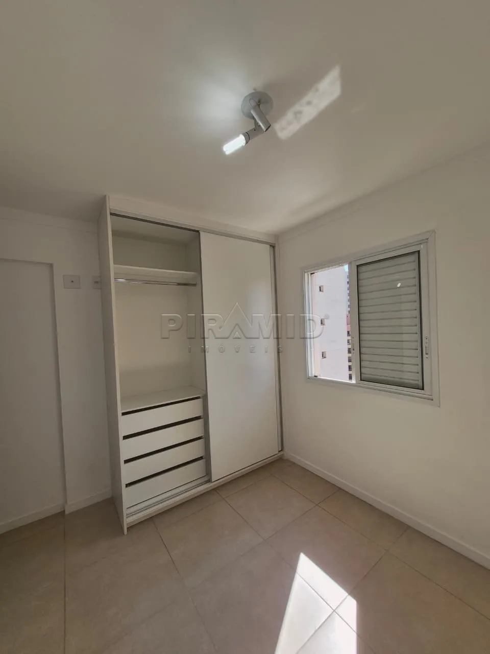 Alugar Apartamento / Padr&atilde;o em Ribeir&atilde;o Preto R$ 3.300,00 - Foto 14