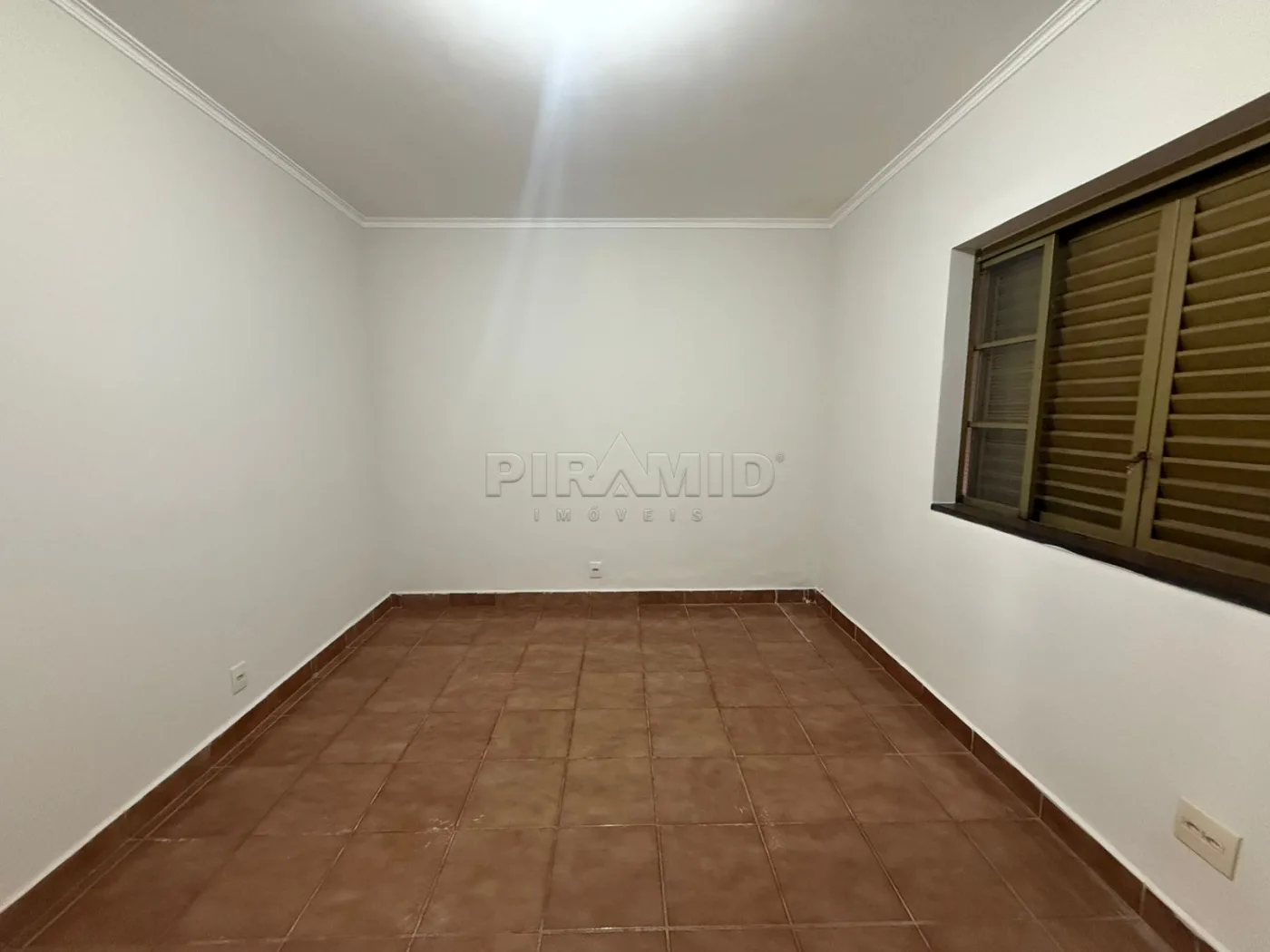 Alugar Casa / Padr&atilde;o em Ribeir&atilde;o Preto R$ 3.100,00 - Foto 13