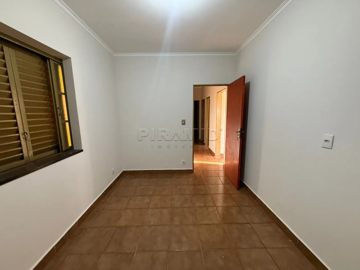 Alugar Casa / Padr&atilde;o em Ribeir&atilde;o Preto R$ 3.100,00 - Foto 18