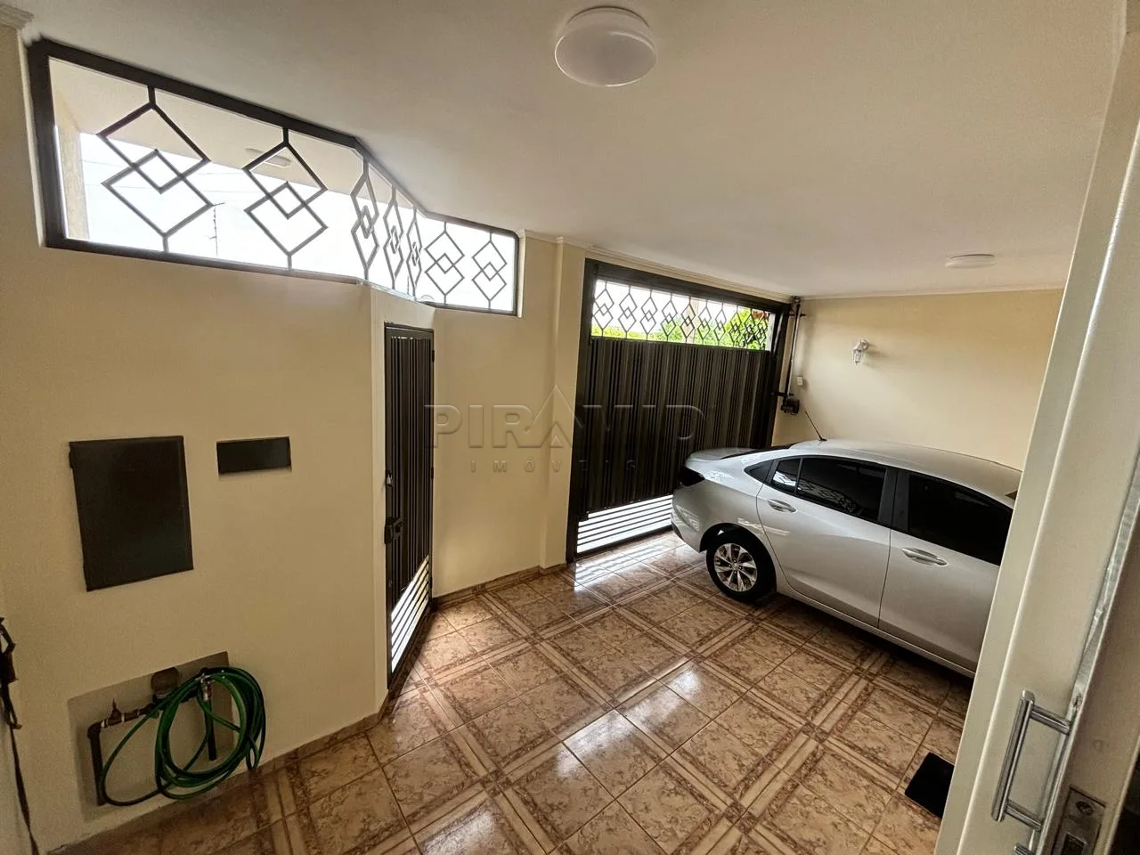 Comprar Casa / Padr&atilde;o em Ribeir&atilde;o Preto R$ 370.000,00 - Foto 2