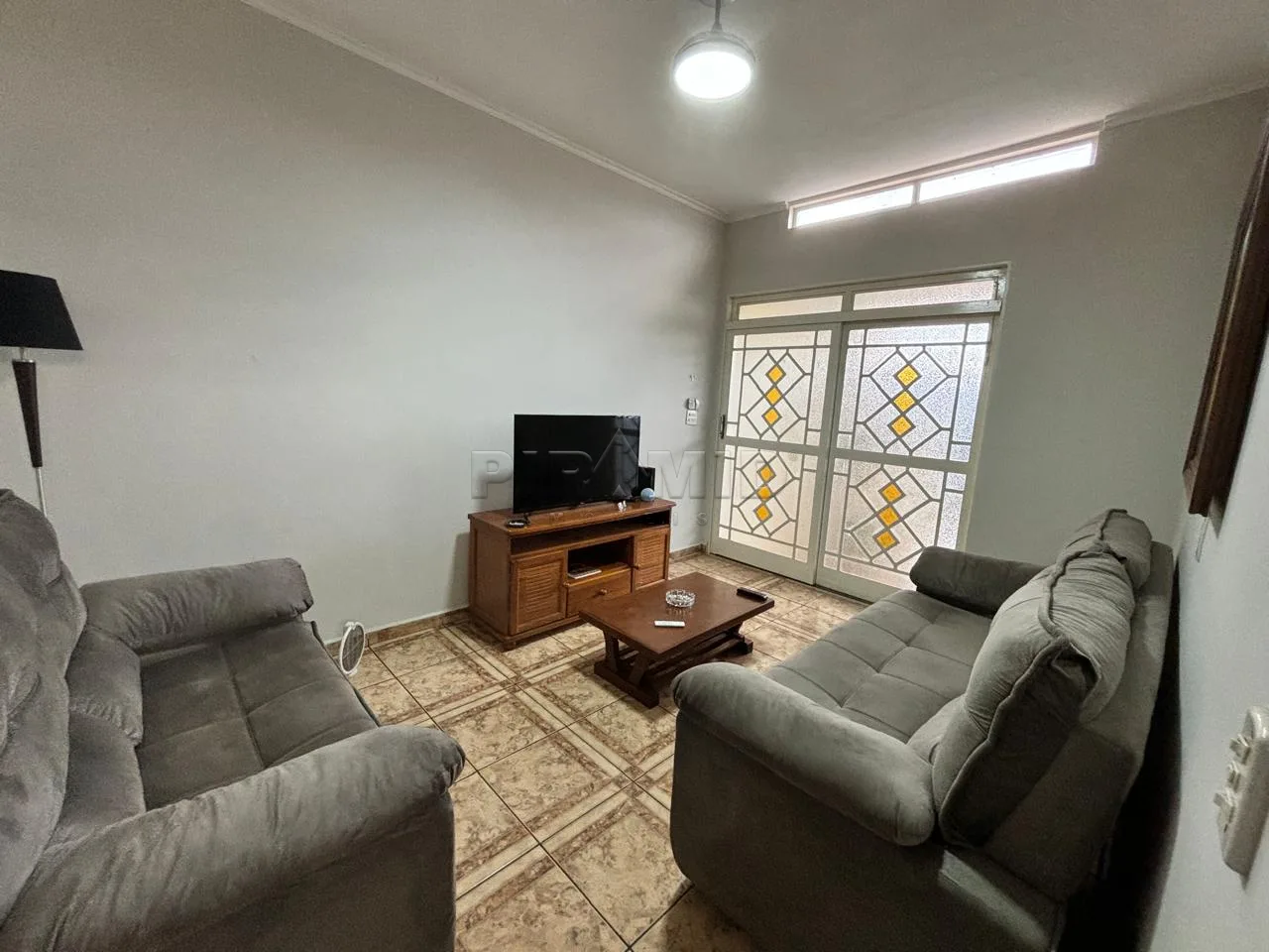 Comprar Casa / Padr&atilde;o em Ribeir&atilde;o Preto R$ 370.000,00 - Foto 5