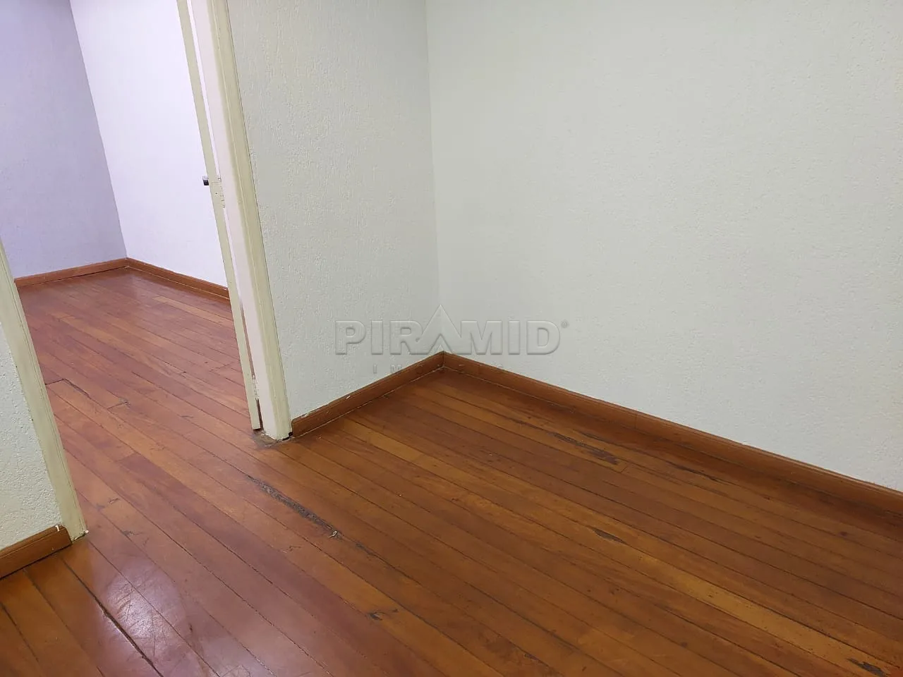 Alugar Comercial / Ponto Comercial em Ribeir&atilde;o Preto R$ 4.200,00 - Foto 6