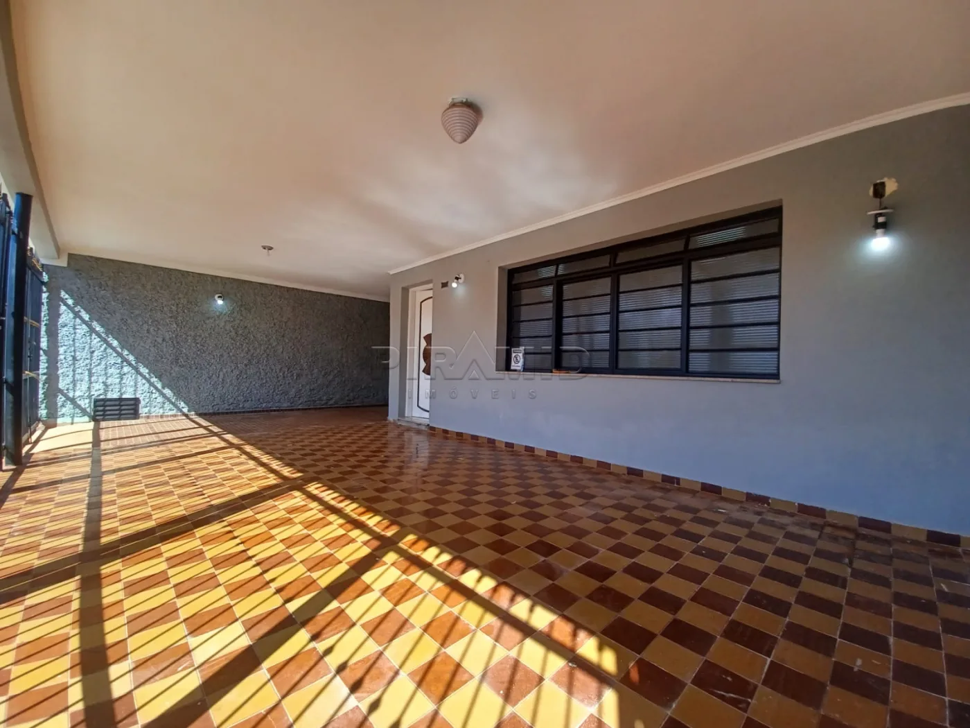Comprar Casa / Padr&atilde;o em Ribeir&atilde;o Preto R$ 330.000,00 - Foto 2