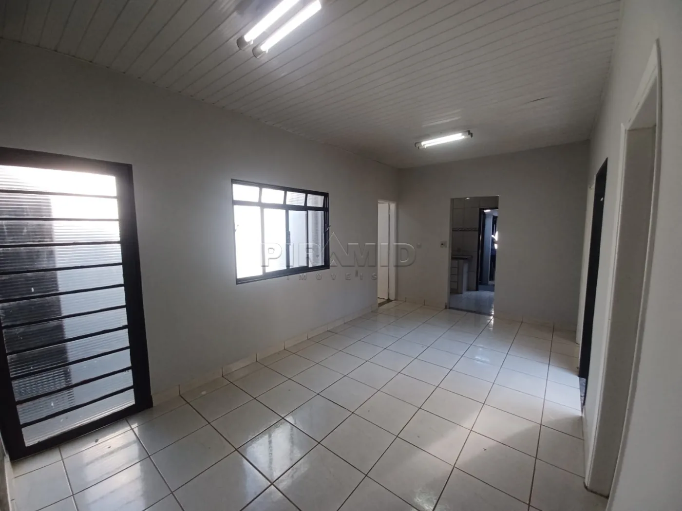 Comprar Casa / Padr&atilde;o em Ribeir&atilde;o Preto R$ 330.000,00 - Foto 6