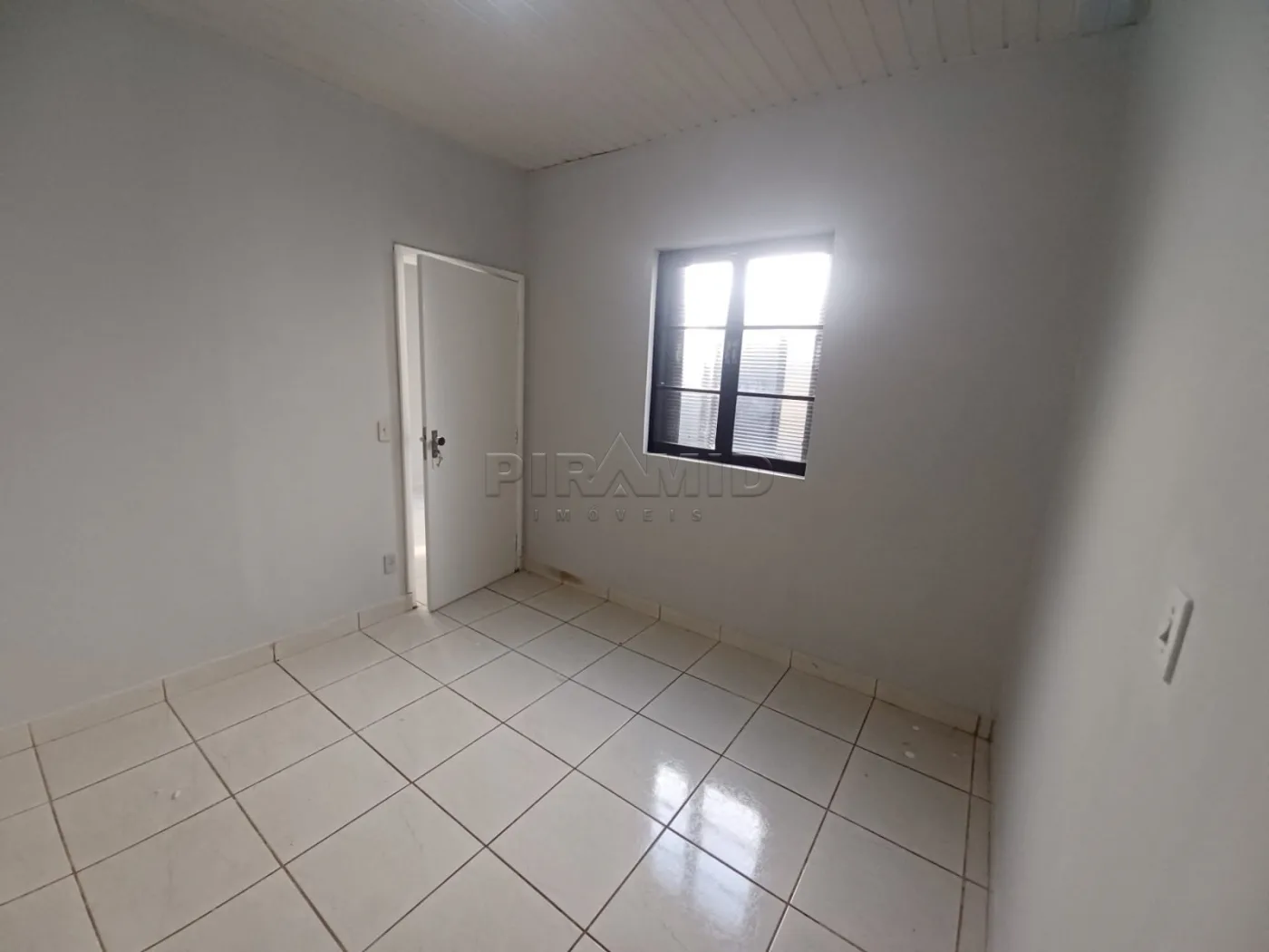 Comprar Casa / Padr&atilde;o em Ribeir&atilde;o Preto R$ 330.000,00 - Foto 15