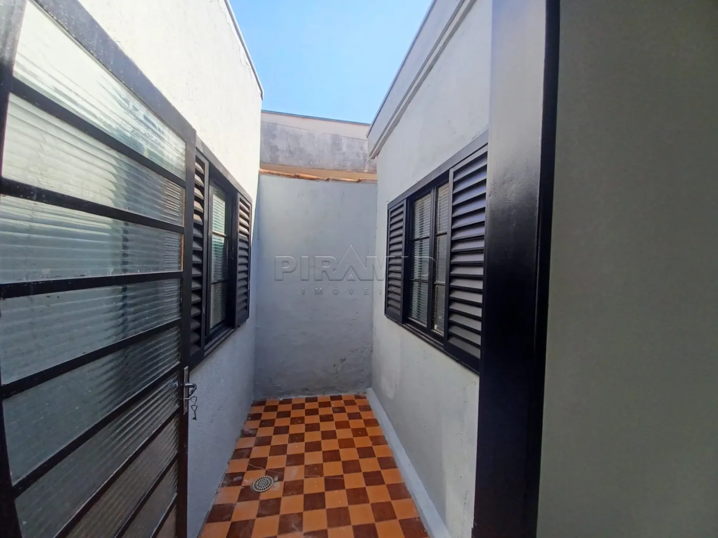 Comprar Casa / Padr&atilde;o em Ribeir&atilde;o Preto R$ 330.000,00 - Foto 23
