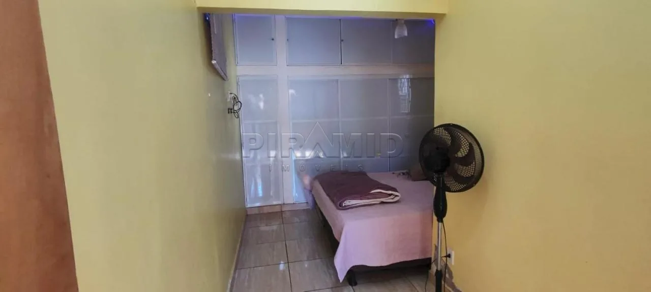 Comprar Casa / Padr&atilde;o em Ribeir&atilde;o Preto R$ 300.000,00 - Foto 18