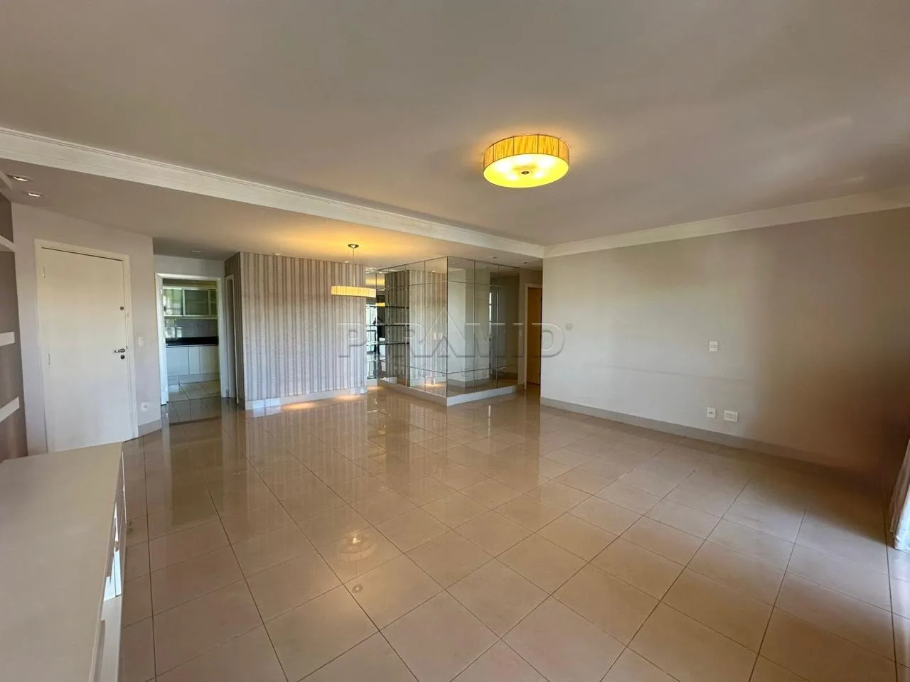 Alugar Apartamento / Padr&atilde;o em Ribeir&atilde;o Preto R$ 3.300,00 - Foto 4