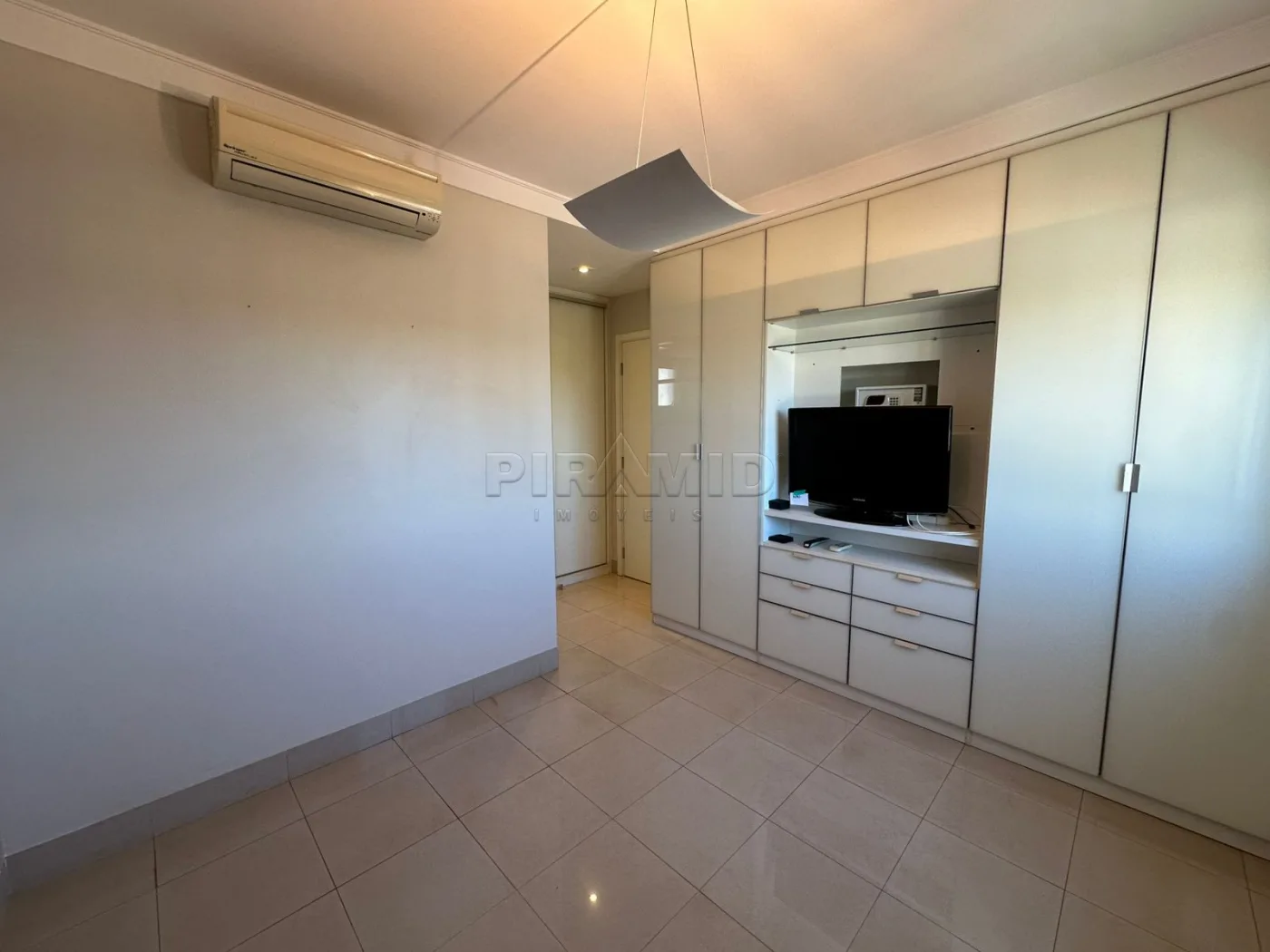 Alugar Apartamento / Padr&atilde;o em Ribeir&atilde;o Preto R$ 3.300,00 - Foto 13