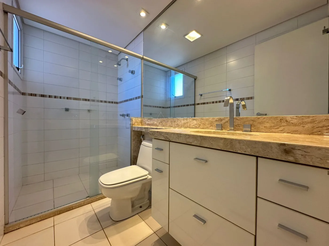 Alugar Apartamento / Padr&atilde;o em Ribeir&atilde;o Preto R$ 3.300,00 - Foto 16