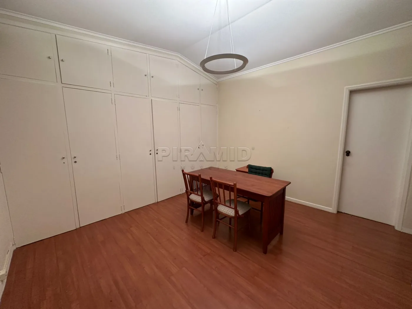 Alugar Casa / Padr&atilde;o em Ribeir&atilde;o Preto R$ 3.300,00 - Foto 14