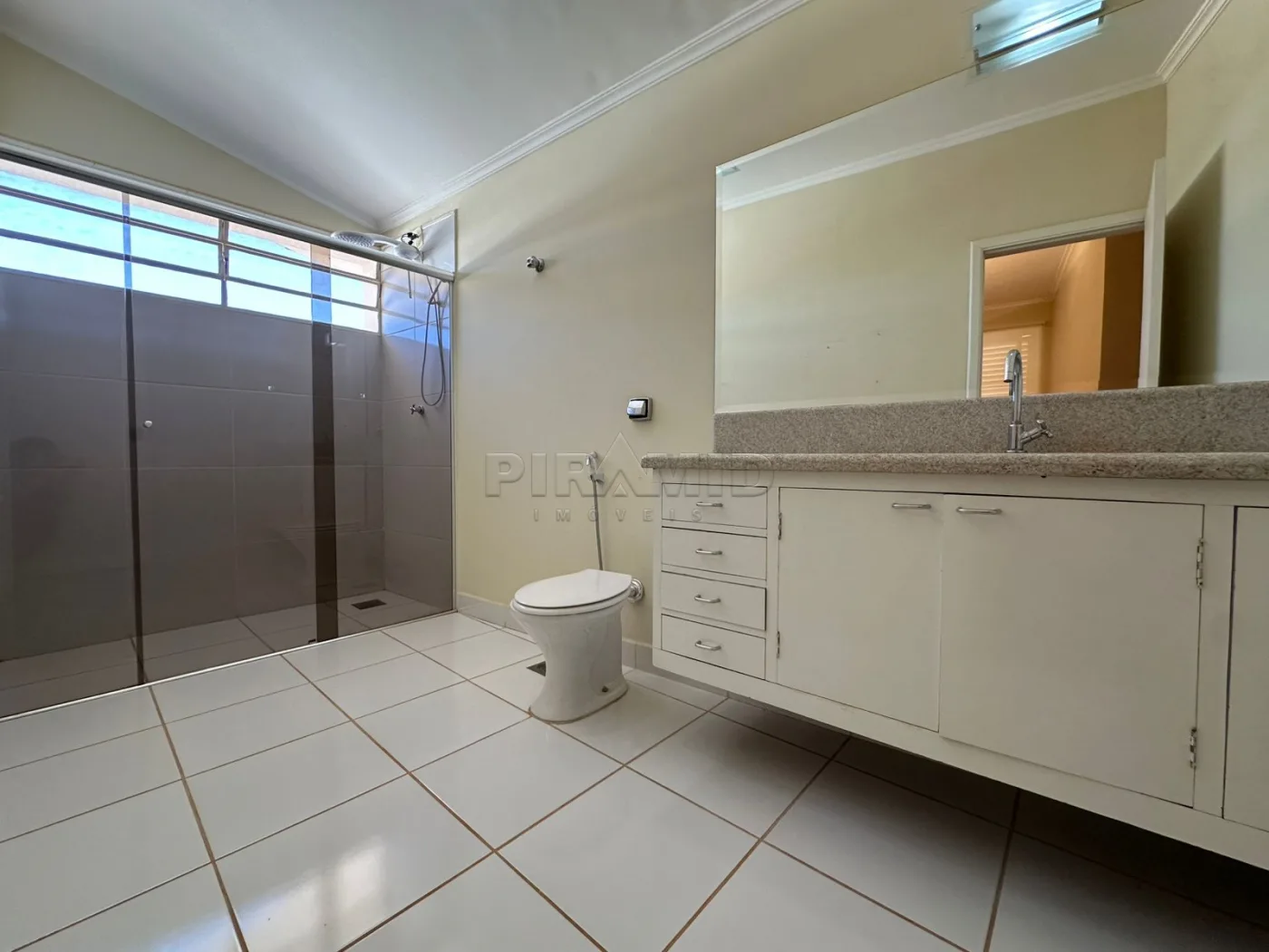 Alugar Casa / Padr&atilde;o em Ribeir&atilde;o Preto R$ 3.300,00 - Foto 20