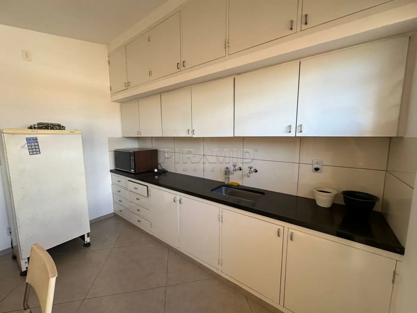 Alugar Casa / Padr&atilde;o em Ribeir&atilde;o Preto R$ 3.300,00 - Foto 23
