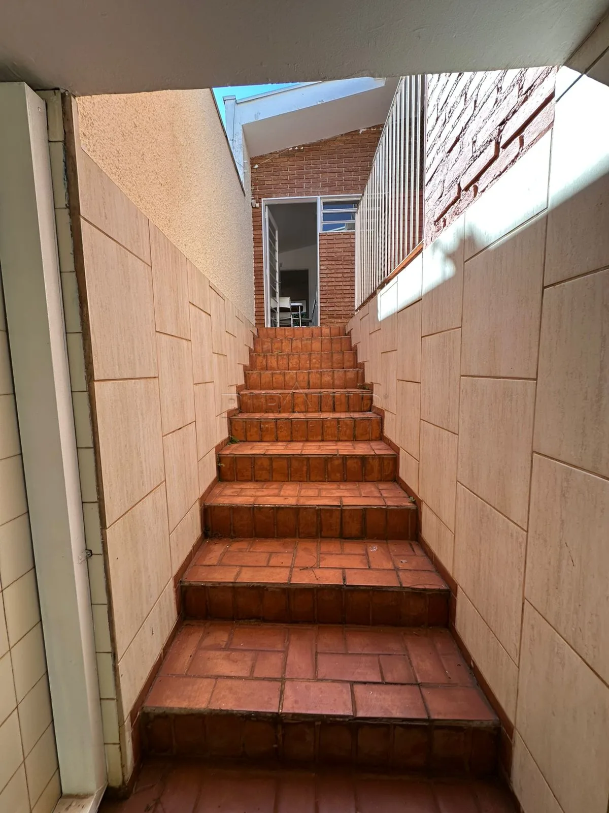 Alugar Casa / Padr&atilde;o em Ribeir&atilde;o Preto R$ 3.300,00 - Foto 24