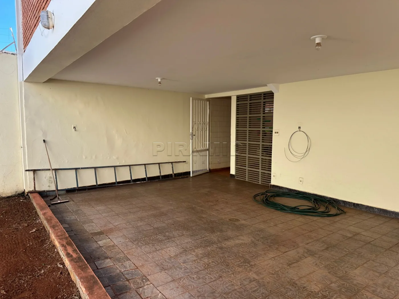 Alugar Casa / Padr&atilde;o em Ribeir&atilde;o Preto R$ 3.300,00 - Foto 29