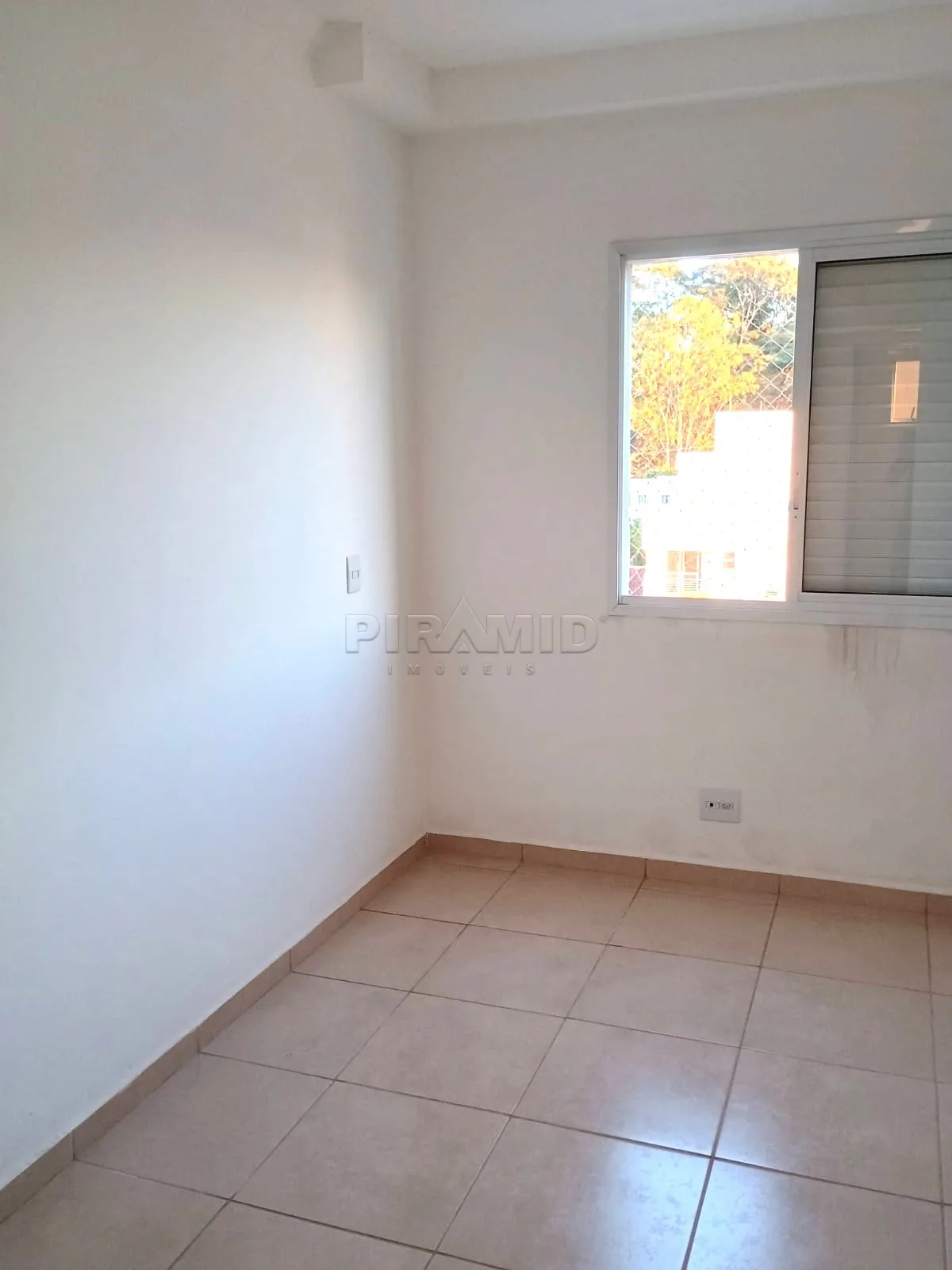 Alugar Apartamento / Padr&atilde;o em Ribeir&atilde;o Preto R$ 1.600,00 - Foto 5