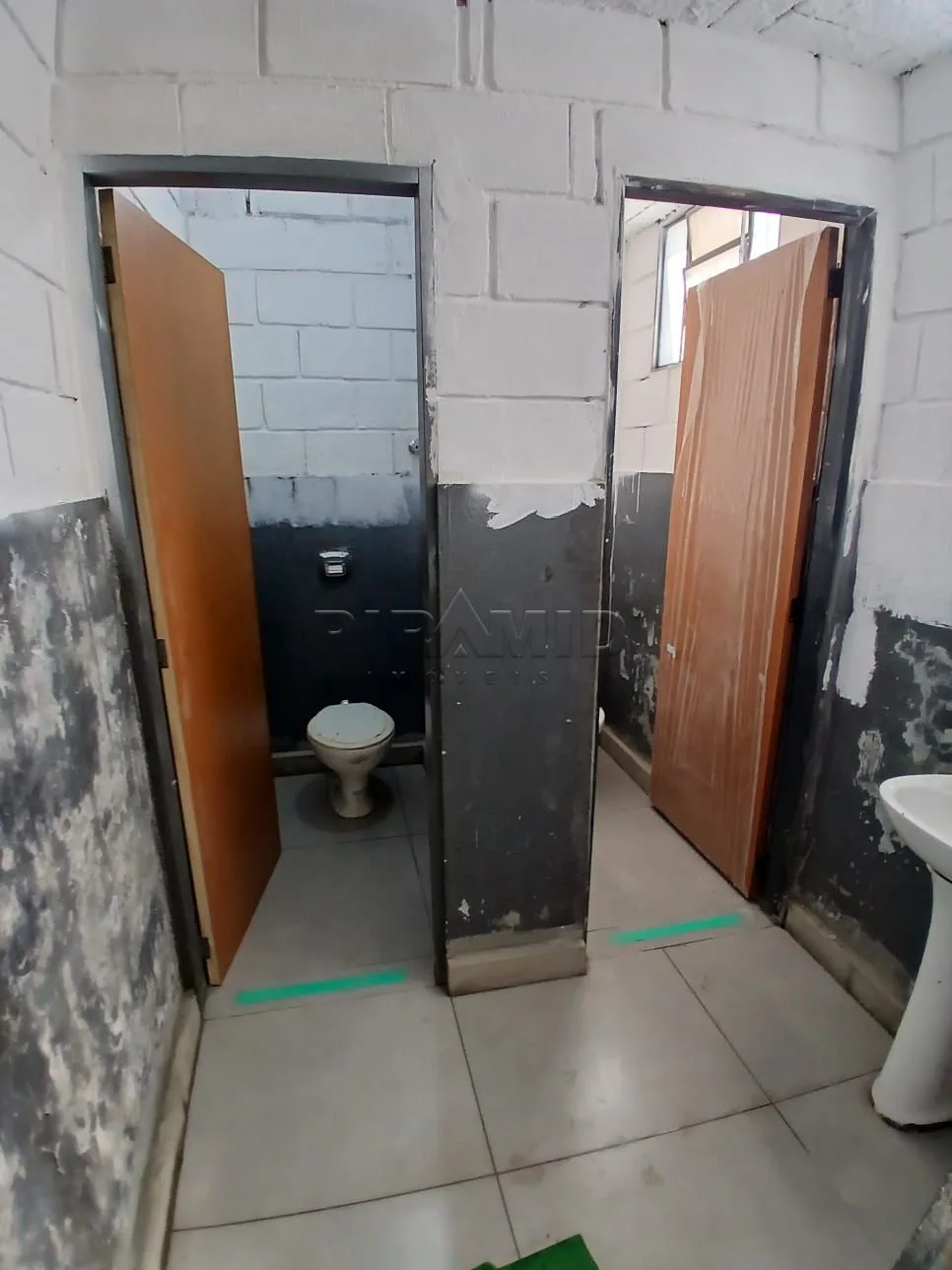 Alugar Comercial / Galp&atilde;o  Barrac&atilde;o em Ribeir&atilde;o Preto R$ 6.200,00 - Foto 4