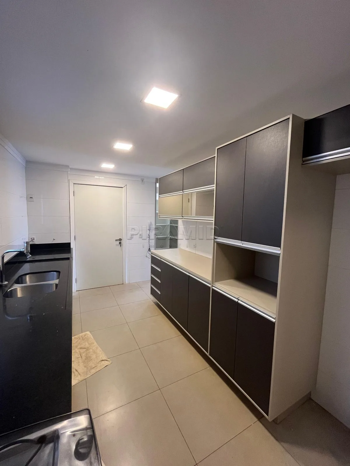 Comprar Apartamento / Padr&atilde;o em Ribeir&atilde;o Preto R$ 1.590.000,00 - Foto 4