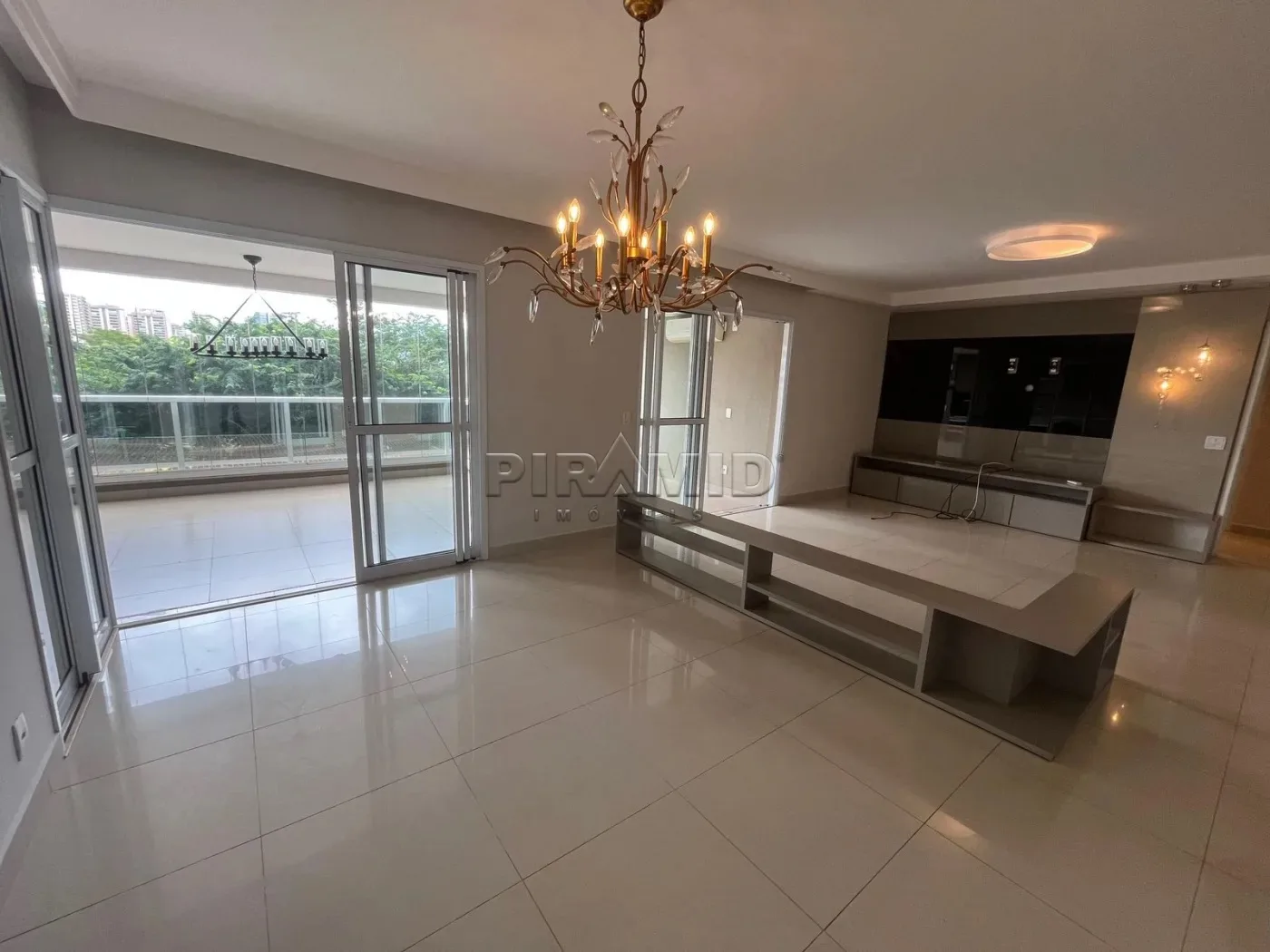 Alugar Apartamento / Padr&atilde;o em Ribeir&atilde;o Preto R$ 8.500,00 - Foto 1