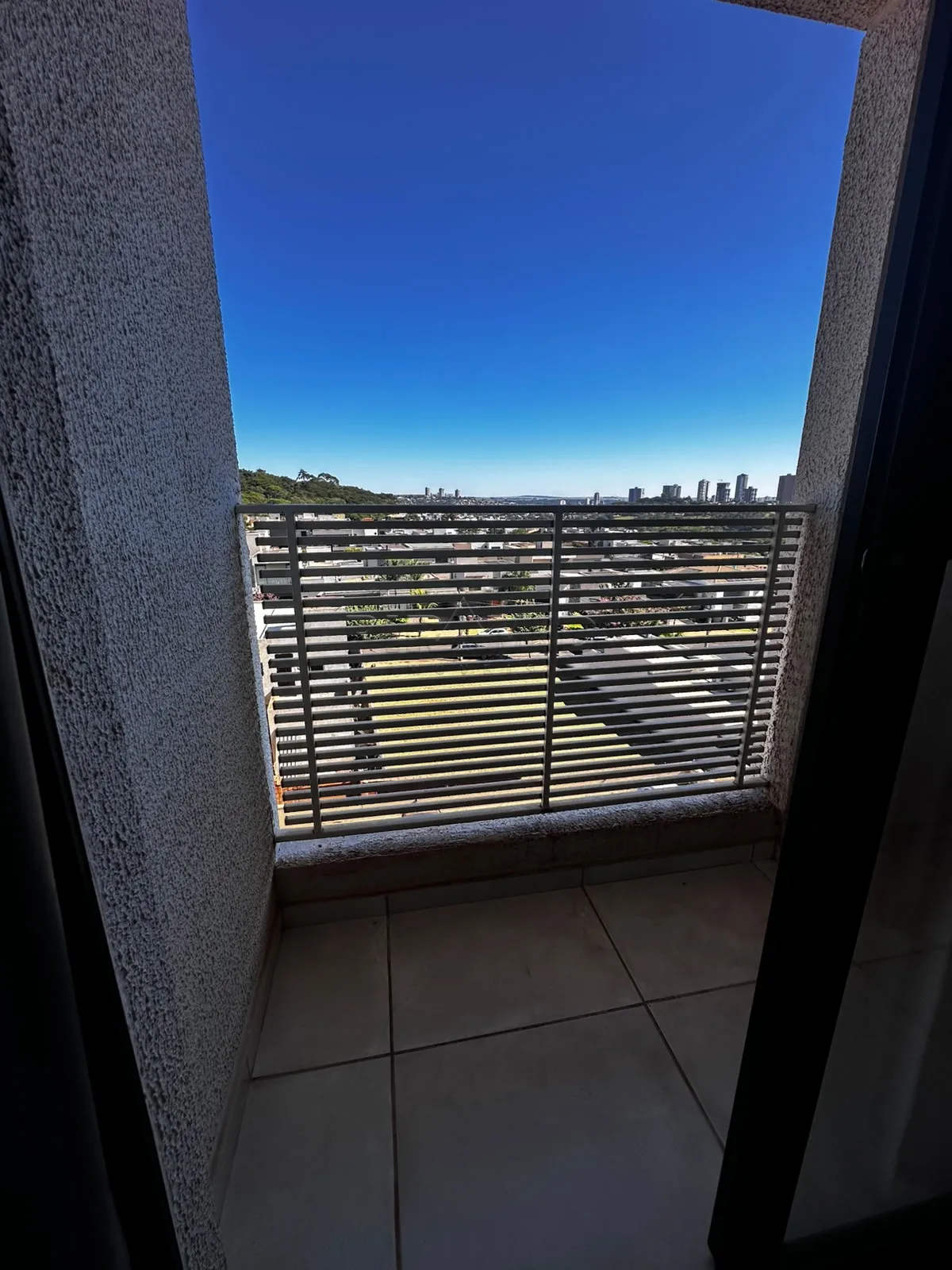 Alugar Apartamento / Padr&atilde;o em Bonfim Paulista R$ 1.500,00 - Foto 3
