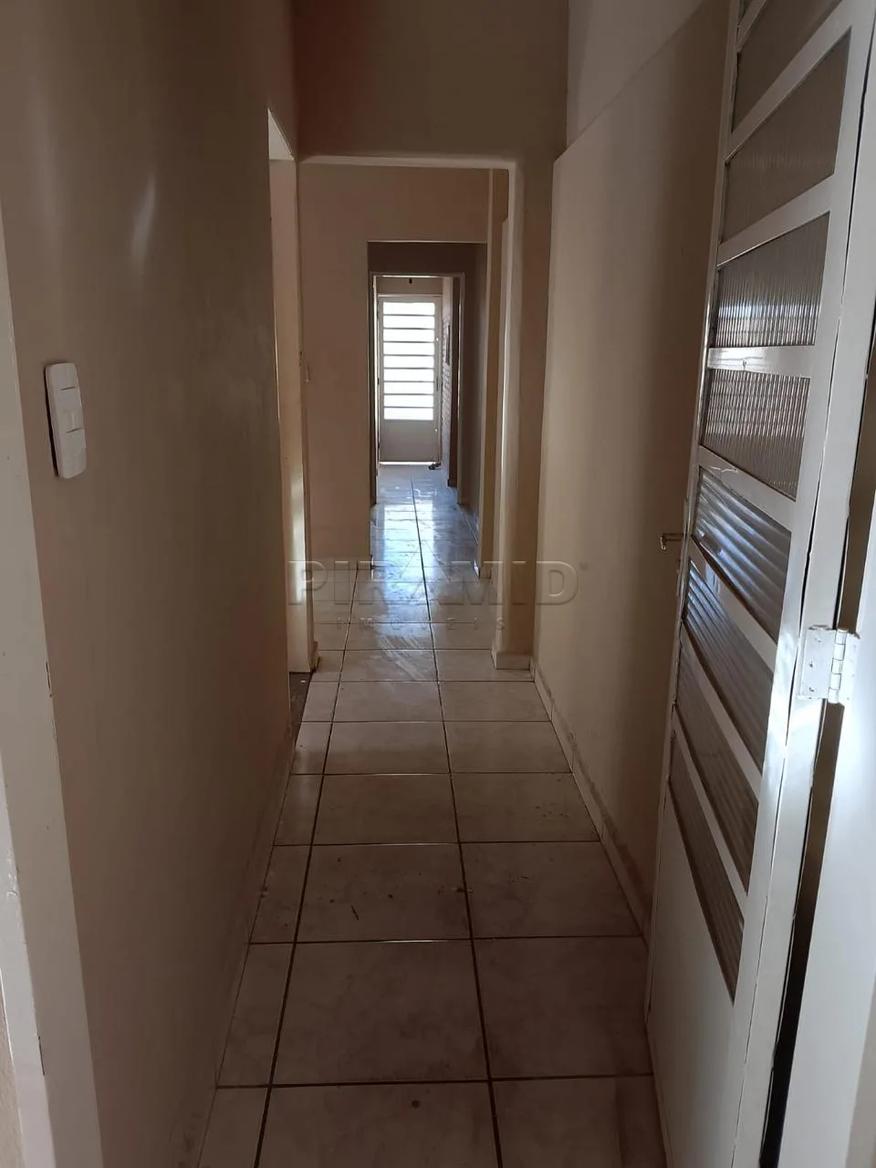 Comprar Casa / Padr&atilde;o em Ribeir&atilde;o Preto R$ 280.000,00 - Foto 3