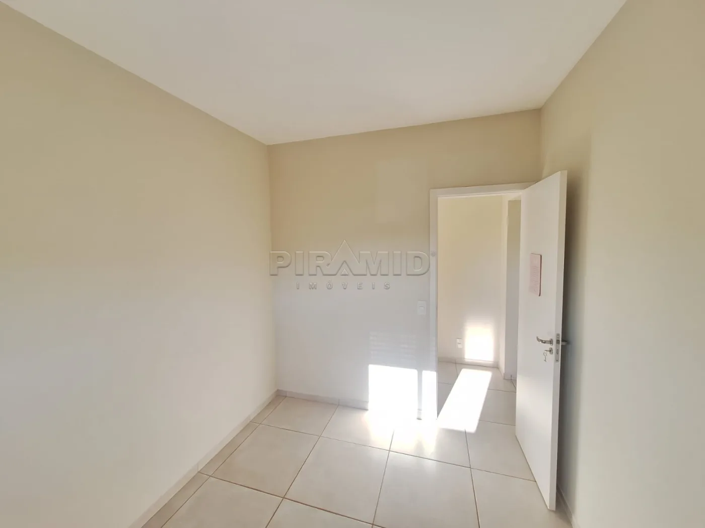 Comprar Apartamento / Padr&atilde;o em Bonfim Paulista R$ 259.000,00 - Foto 6