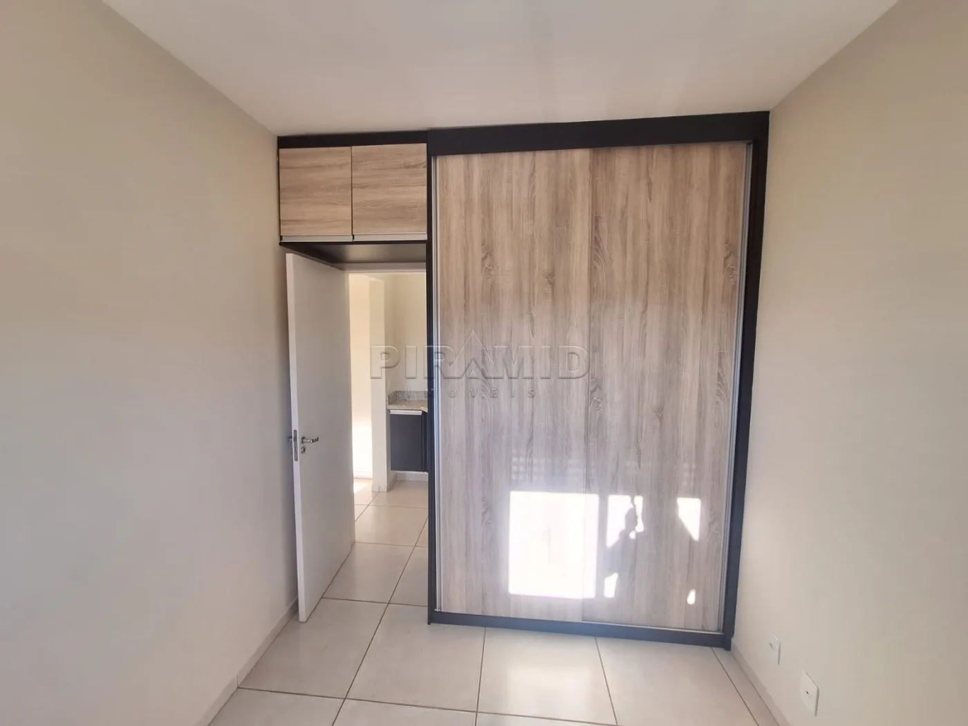 Comprar Apartamento / Padr&atilde;o em Bonfim Paulista R$ 259.000,00 - Foto 9