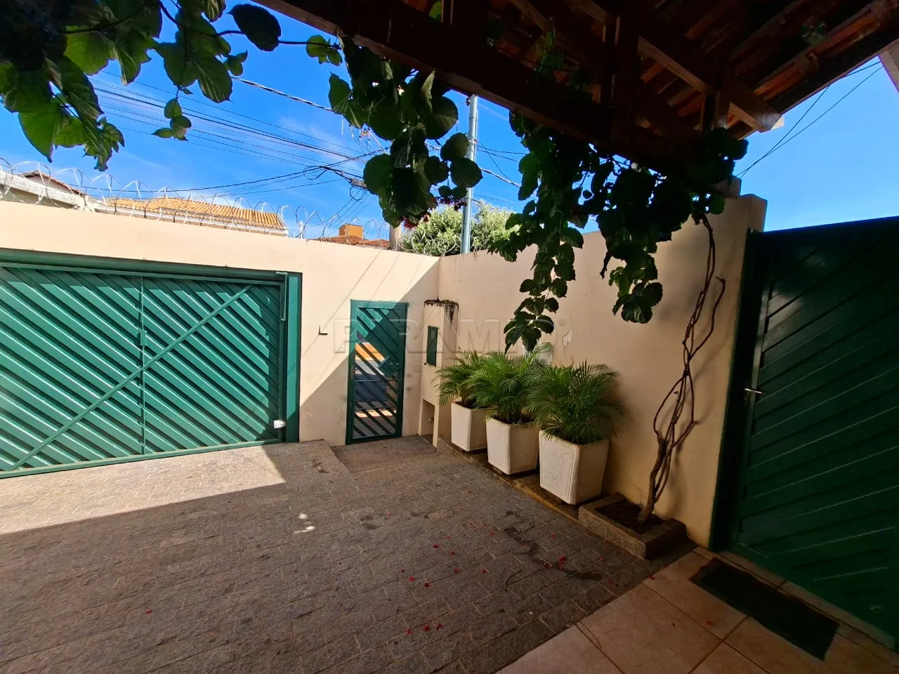 Comprar Casa / Padr&atilde;o em Ribeir&atilde;o Preto R$ 730.000,00 - Foto 4