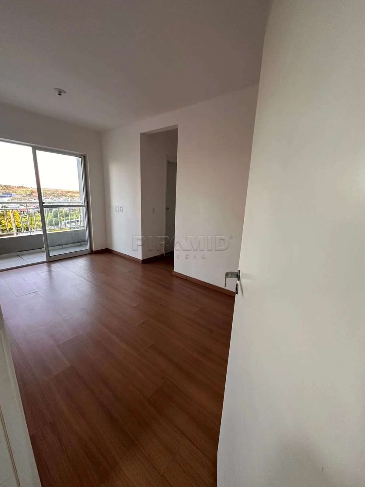 Comprar Apartamento / Padr&atilde;o em Ribeir&atilde;o Preto R$ 330.000,00 - Foto 1