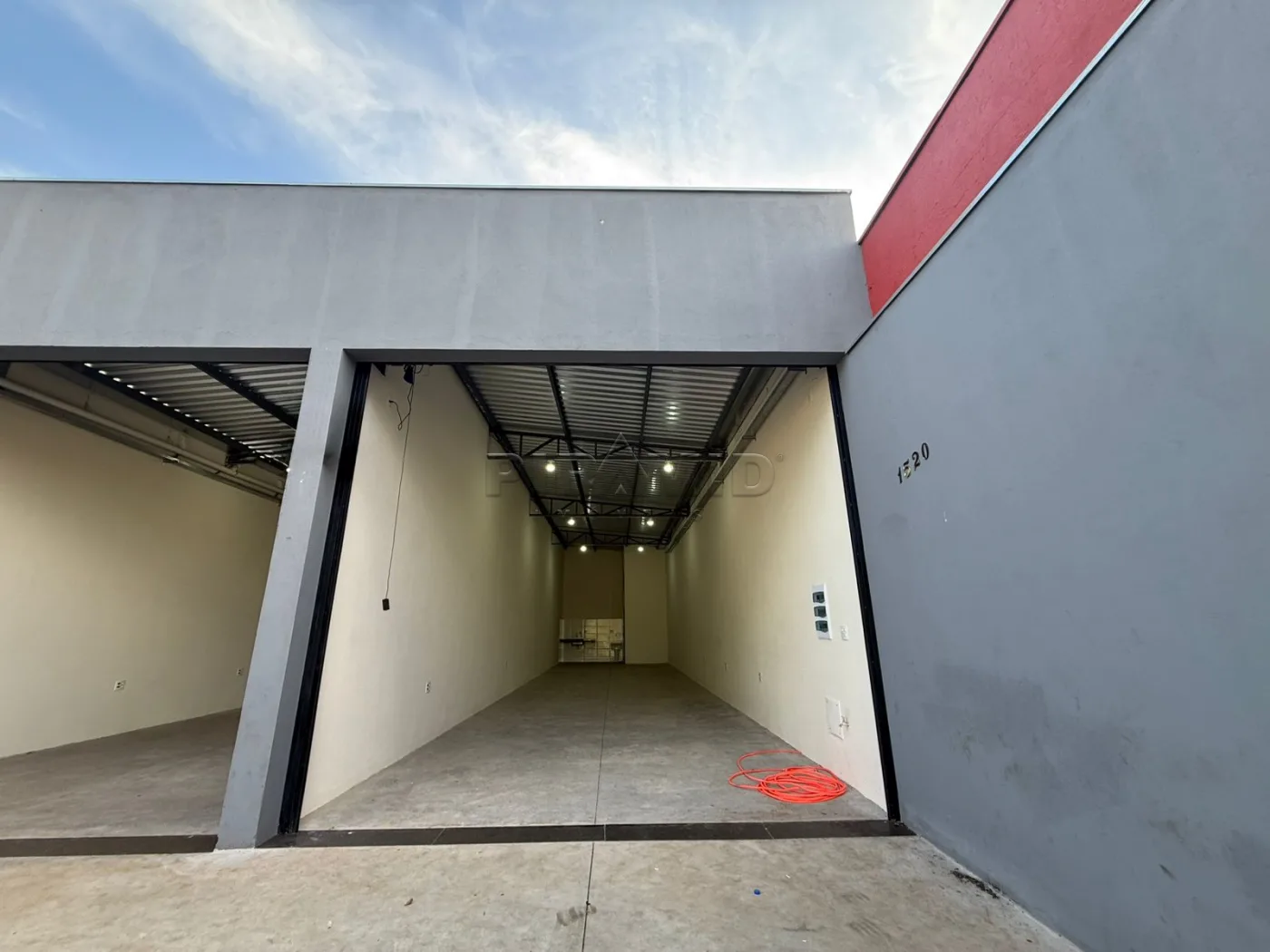 Alugar Comercial / Sal&atilde;o em Ribeir&atilde;o Preto R$ 4.600,00 - Foto 1