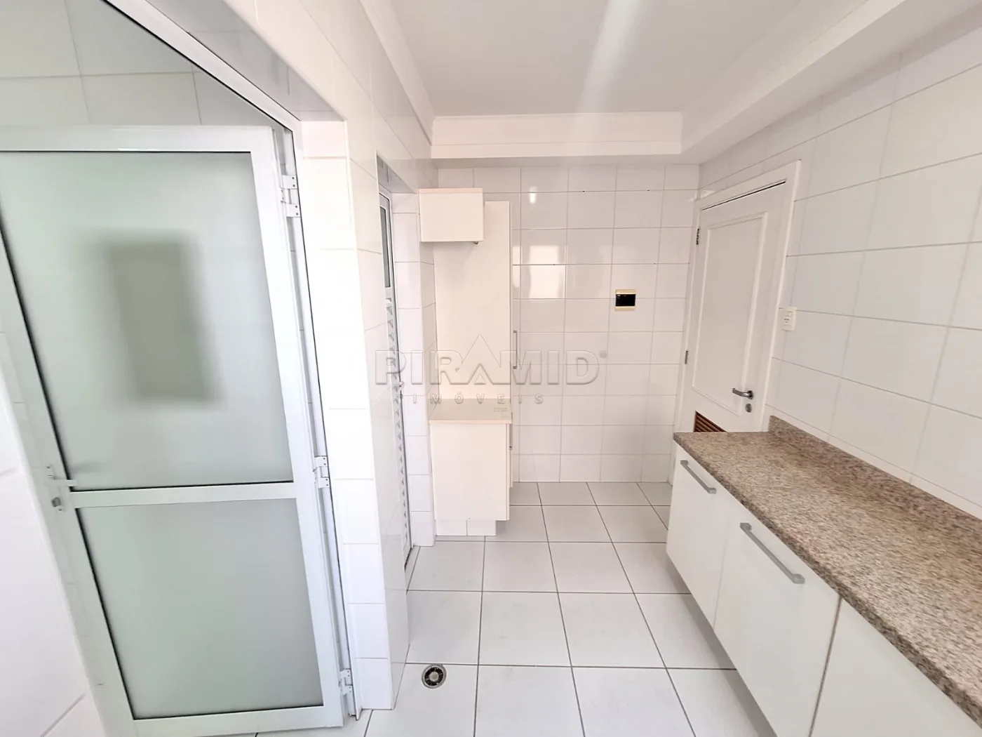 Alugar Apartamento / Padr&atilde;o em Ribeir&atilde;o Preto R$ 6.000,00 - Foto 28