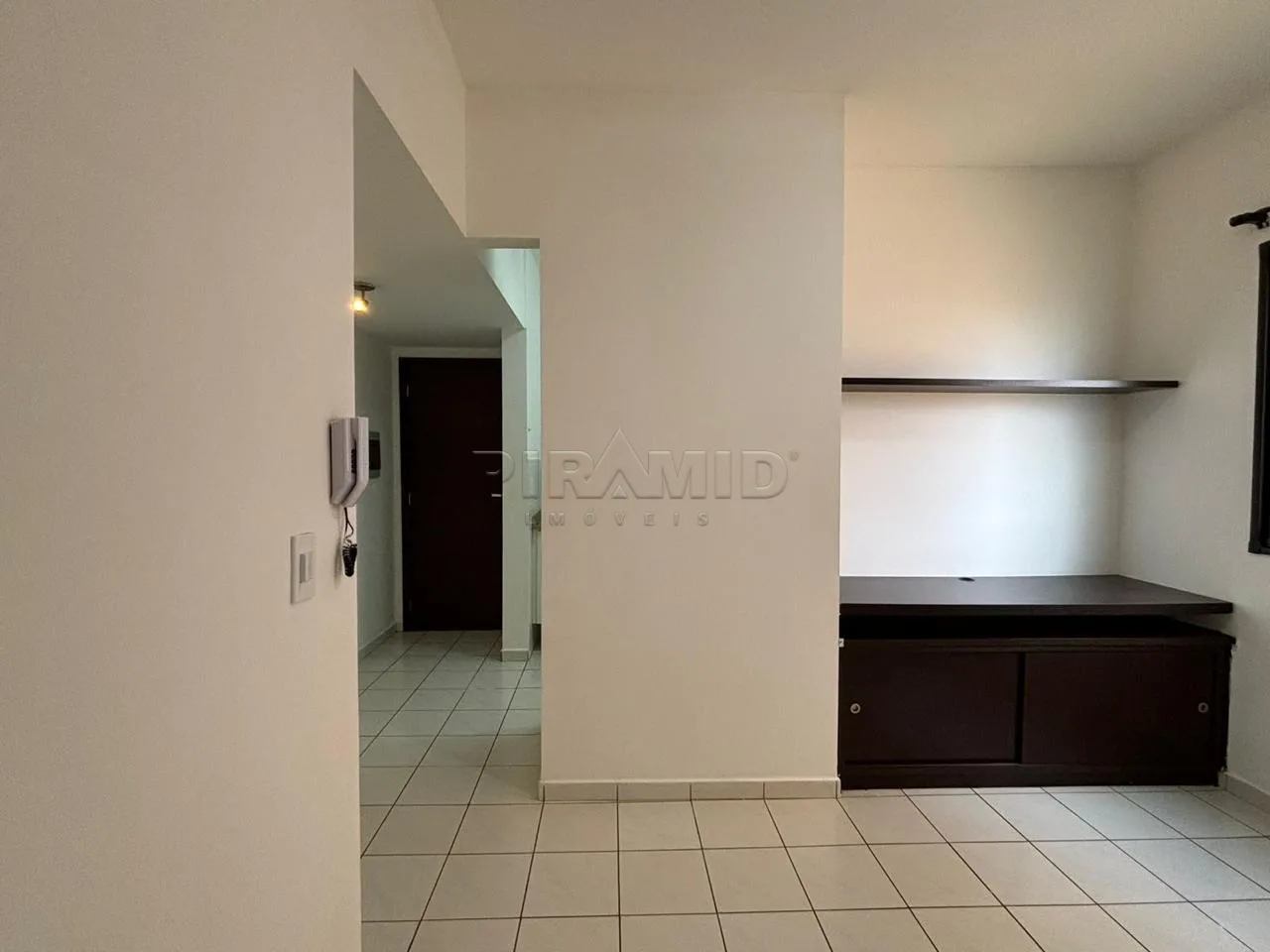 Comprar Apartamento / Padr&atilde;o em Ribeir&atilde;o Preto R$ 210.000,00 - Foto 2