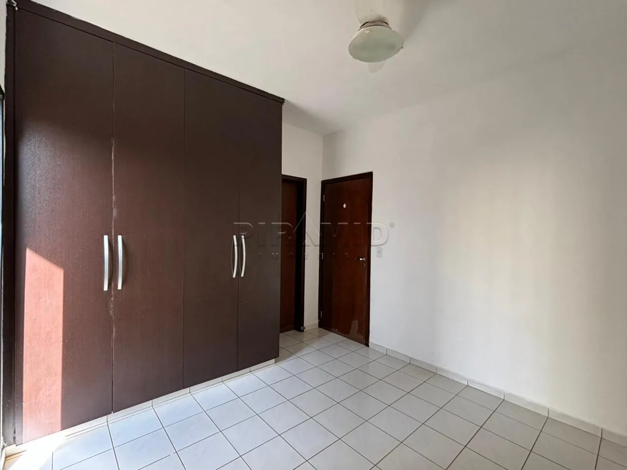 Comprar Apartamento / Padr&atilde;o em Ribeir&atilde;o Preto R$ 210.000,00 - Foto 5