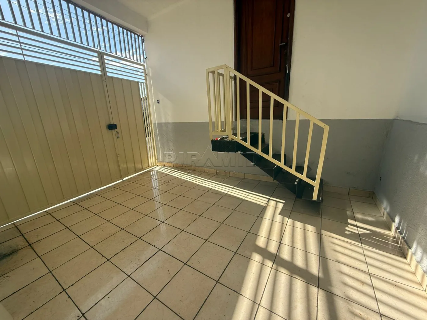 Comprar Casa / Padr&atilde;o em Ribeir&atilde;o Preto R$ 230.000,00 - Foto 2