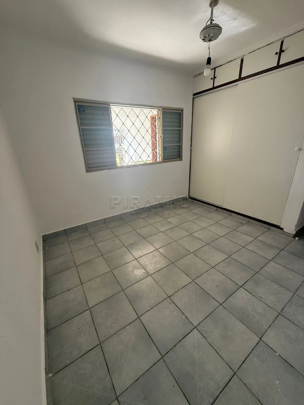 Comprar Casa / Padr&atilde;o em Ribeir&atilde;o Preto R$ 230.000,00 - Foto 11