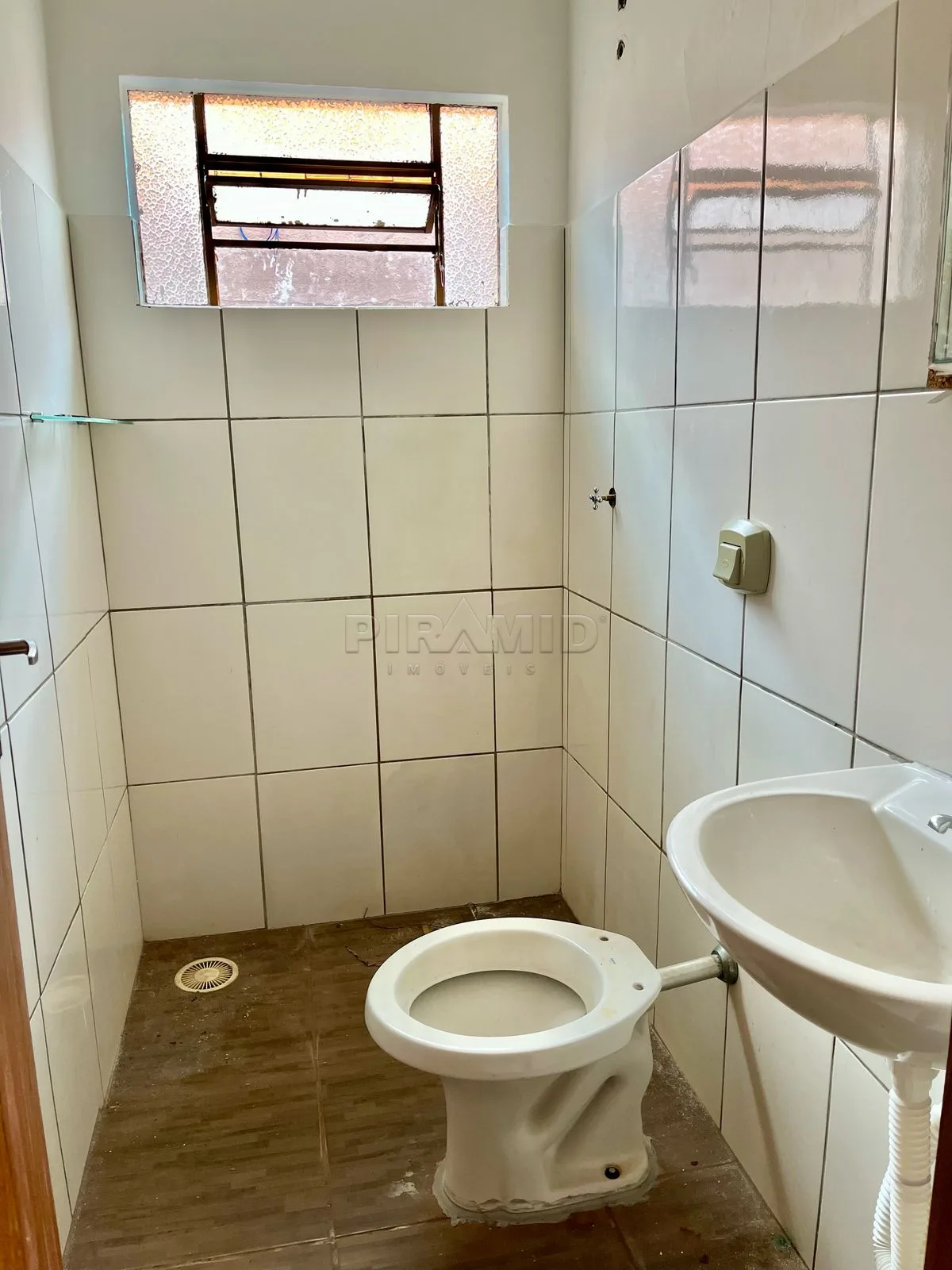 Comprar Casa / Padr&atilde;o em Ribeir&atilde;o Preto R$ 350.000,00 - Foto 4