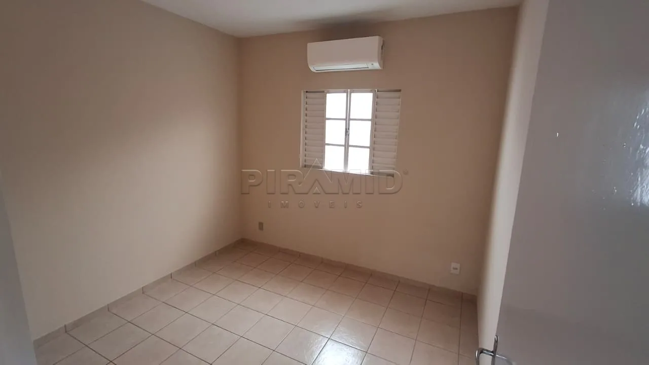 Alugar Casa / Padr&atilde;o em Ribeir&atilde;o Preto R$ 1.800,00 - Foto 11