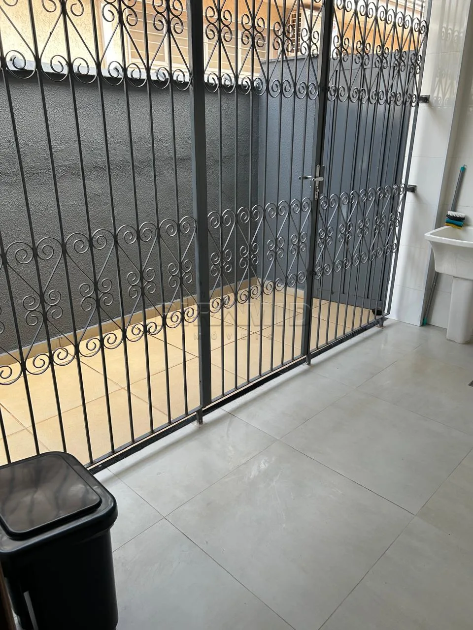 Comprar Casa / Padr&atilde;o em Ribeir&atilde;o Preto R$ 1.350.000,00 - Foto 2