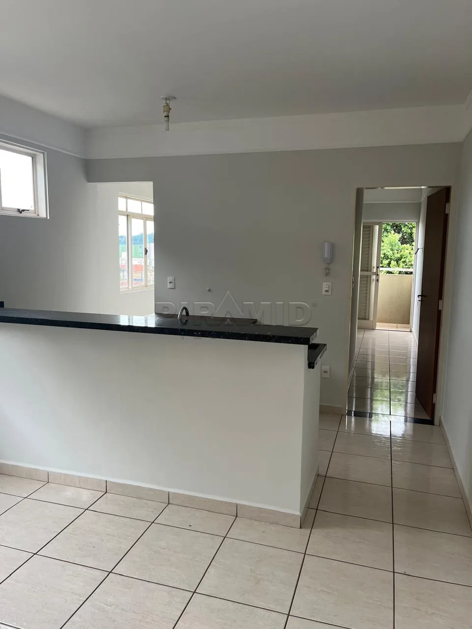 Comprar Apartamento / Padr&atilde;o em Ribeir&atilde;o Preto R$ 172.000,00 - Foto 1