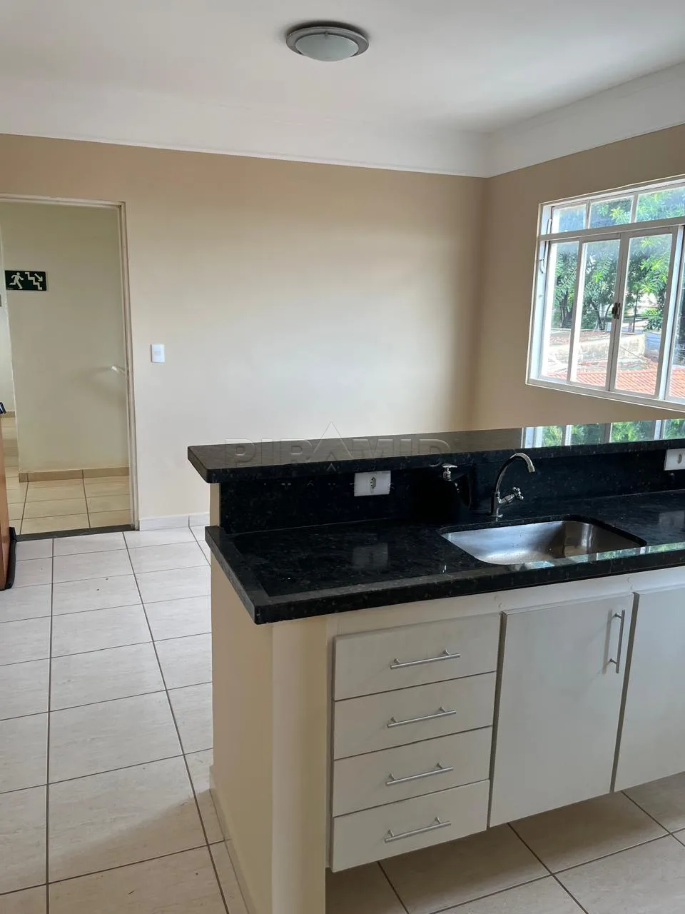 Comprar Apartamento / Padr&atilde;o em Ribeir&atilde;o Preto R$ 172.000,00 - Foto 4