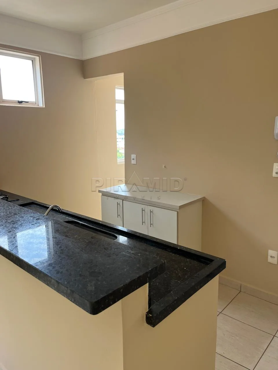 Comprar Apartamento / Padr&atilde;o em Ribeir&atilde;o Preto R$ 172.000,00 - Foto 5