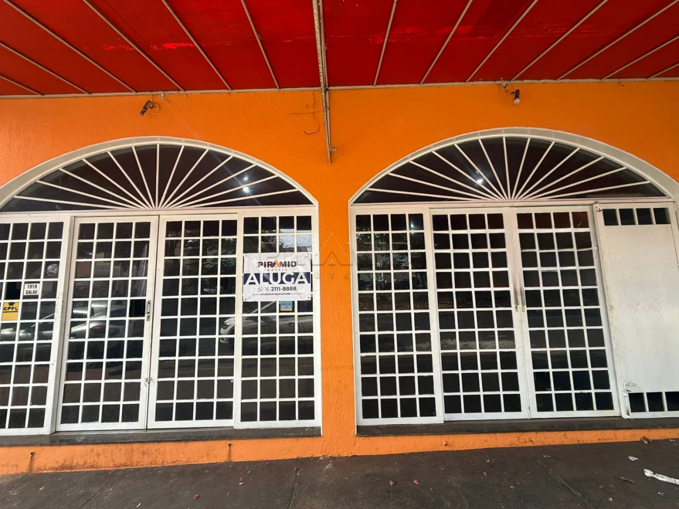 Alugar Comercial / Sal&atilde;o em Ribeir&atilde;o Preto R$ 5.000,00 - Foto 1