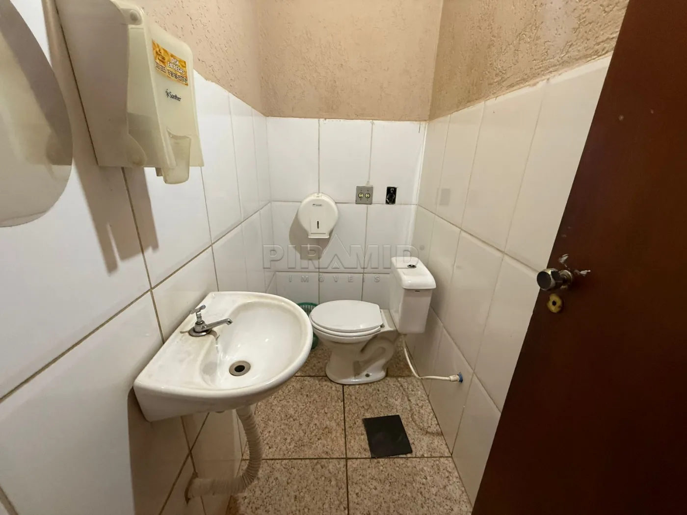 Alugar Comercial / Sal&atilde;o em Ribeir&atilde;o Preto R$ 5.000,00 - Foto 16