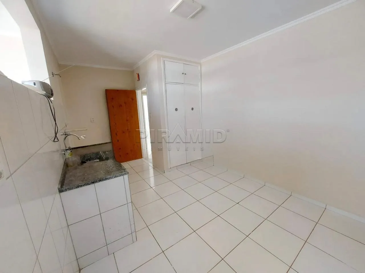 Comprar Apartamento / Padr&atilde;o em Ribeir&atilde;o Preto R$ 260.000,00 - Foto 4