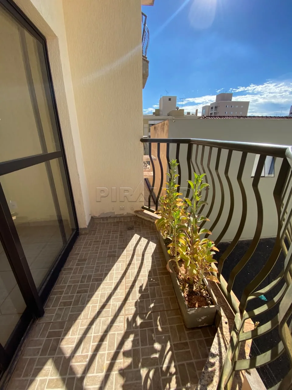 Alugar Apartamento / Padr&atilde;o em Ribeir&atilde;o Preto R$ 1.650,00 - Foto 13