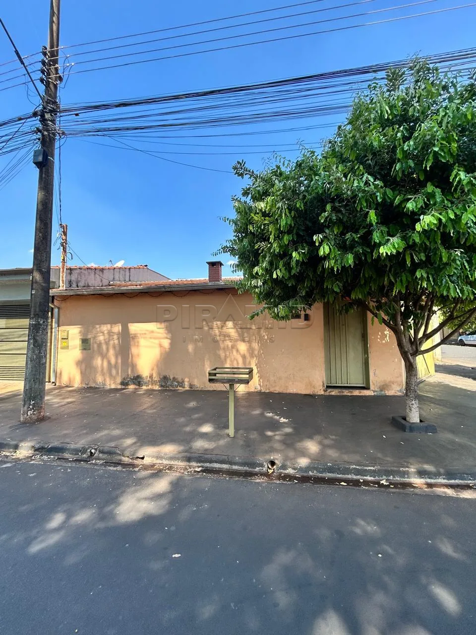 Comprar Casa / Padr&atilde;o em Ribeir&atilde;o Preto R$ 360.000,00 - Foto 2